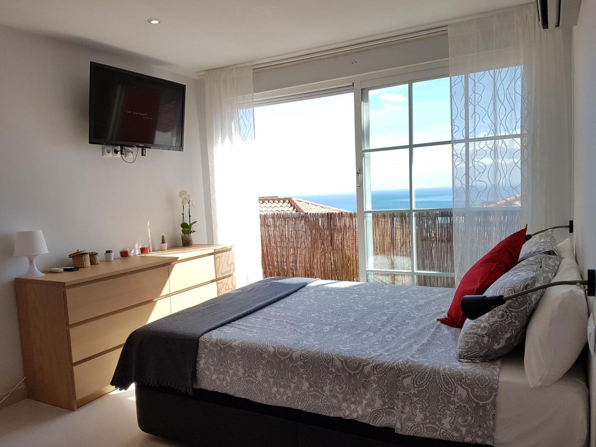 Peaceful Studio With Amazing Sea Views And Free Parking Benalmádena Eksteriør bilde